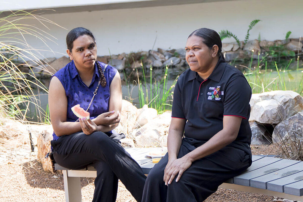 Jane Oliver, Juanita Davis,  Santa Teresa