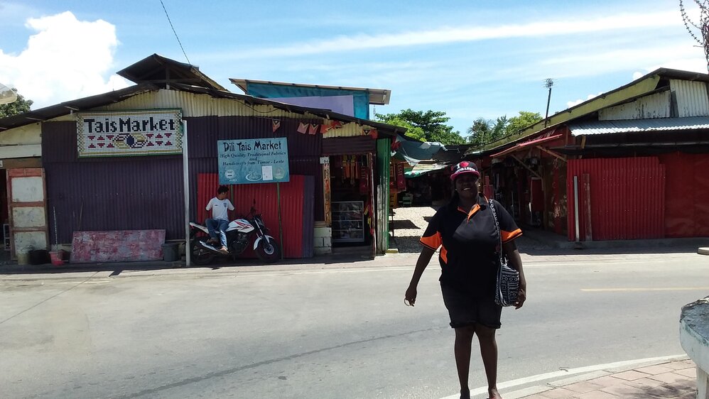 Dili Tais market, Edwina