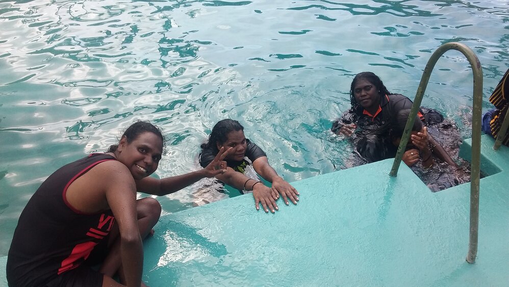 Therese Noreen Edwina at pool