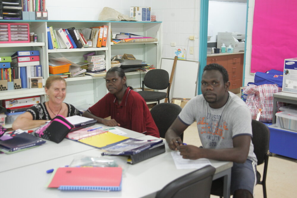 Bathurst Island Therese Julie, Simon