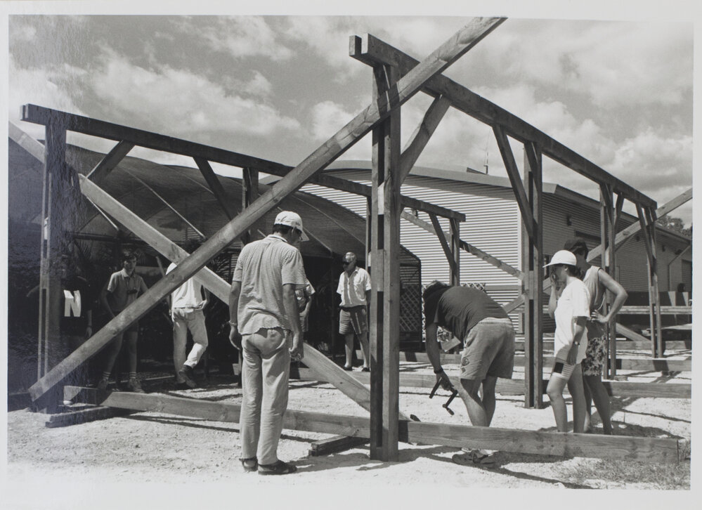 Students Construct Pergola 2