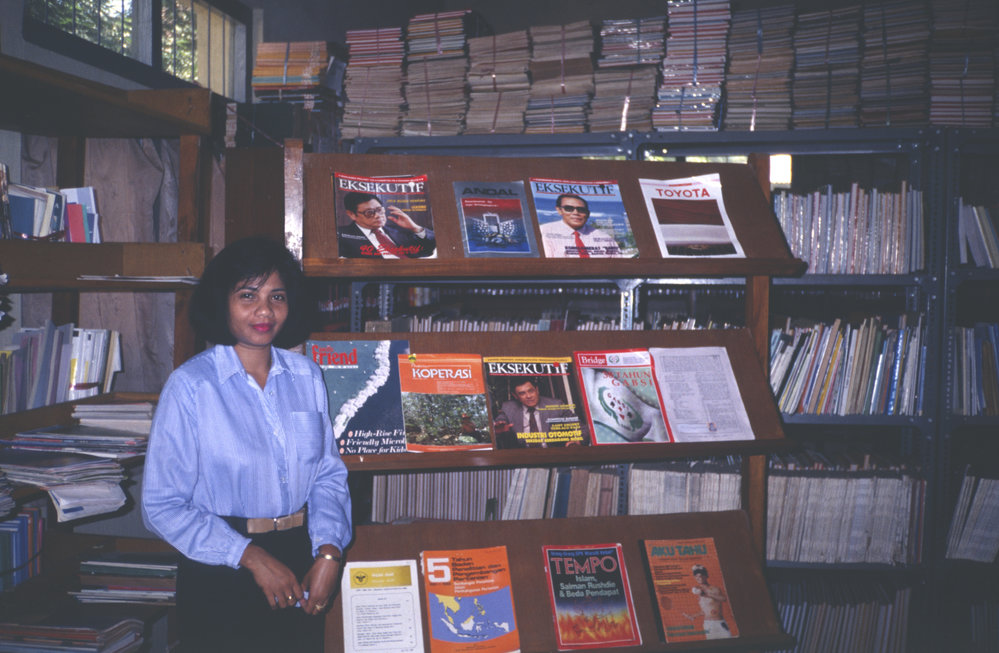 Universitas Nusa Cendana Library and staff members 5