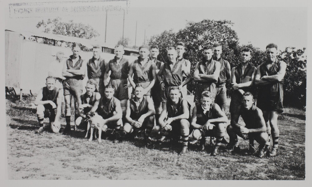 Football Team 4