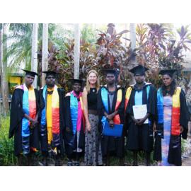 GOO Graduation all graduates with Therese Kersten