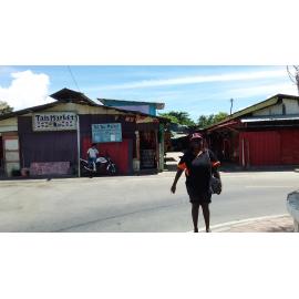 Dili Tais market, Edwina